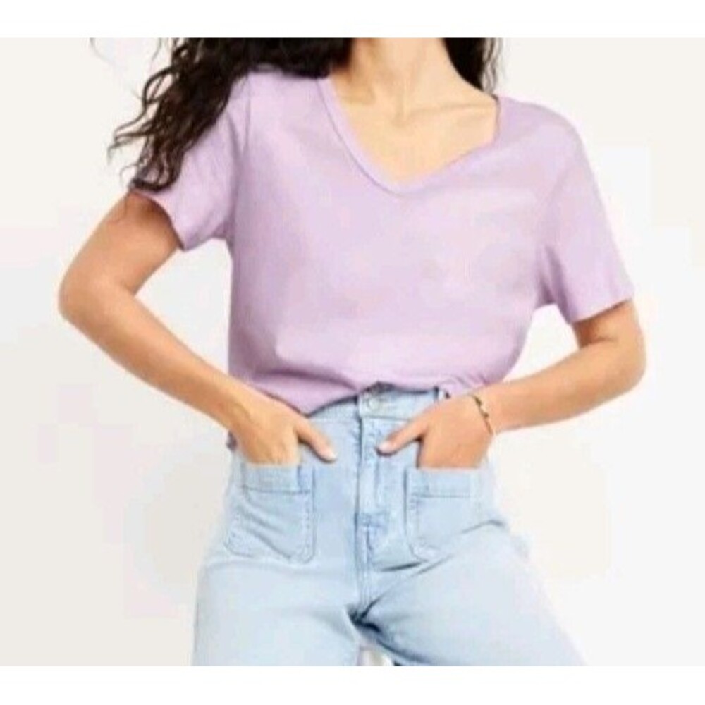 NWT Women's Old Navy EveryWear Lavender Tee Top Size L Lilac - Picture 2 of 5